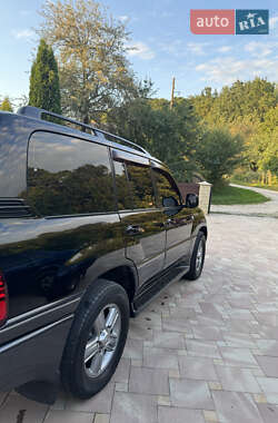 Позашляховик / Кросовер Lexus LX 2006 в 