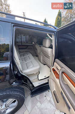 Позашляховик / Кросовер Lexus LX 2006 в 