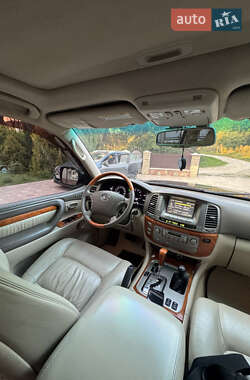 Позашляховик / Кросовер Lexus LX 2006 в 