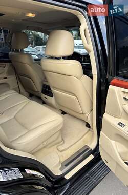 Внедорожник / Кроссовер Lexus LX 2008 в 
