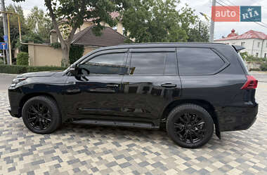 Внедорожник / Кроссовер Lexus LX 2016 в 