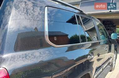 Внедорожник / Кроссовер Lexus LX 2013 в 