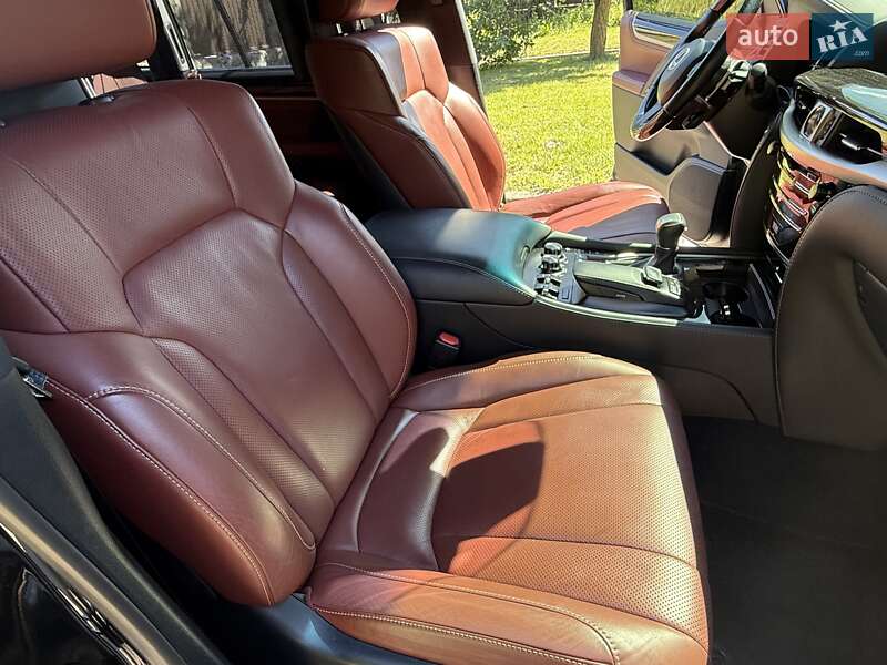 Позашляховик / Кросовер Lexus LX 2018 в Кременчуці фото 15 Позашляховик / Кросовер Lexus LX 2018 в Кременчуці