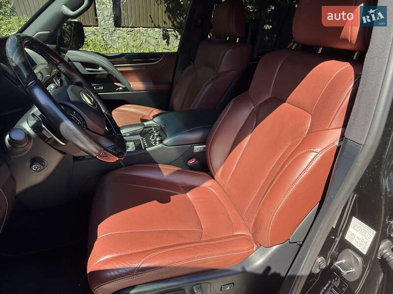 Позашляховик / Кросовер Lexus LX 2018 в Кременчуці фото 13 Позашляховик / Кросовер Lexus LX 2018 в Кременчуці