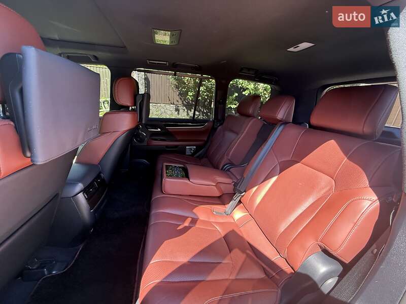 Позашляховик / Кросовер Lexus LX 2018 в Кременчуці фото 16 Позашляховик / Кросовер Lexus LX 2018 в Кременчуці