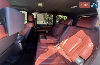 Внедорожник / Кроссовер Lexus LX 2018 в 
