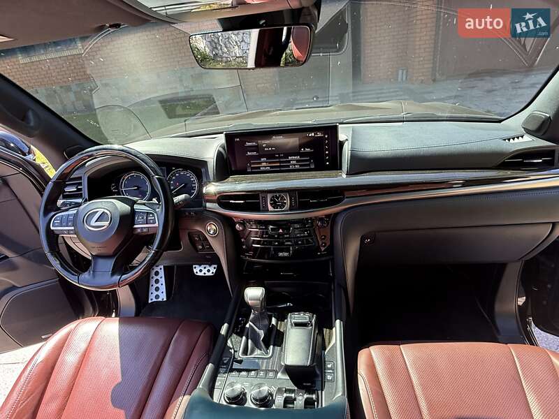 Позашляховик / Кросовер Lexus LX 2018 в Кременчуці фото 20 Позашляховик / Кросовер Lexus LX 2018 в Кременчуці