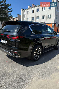 Позашляховик / Кросовер Lexus LX 2022 в 