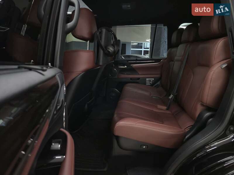 Позашляховик / Кросовер Lexus LX 2019 в Миколаєві