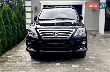 Lexus LX 2011