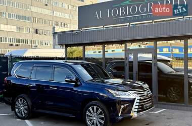 Внедорожник / Кроссовер Lexus LX 2016 в 