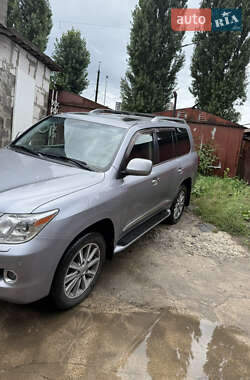 Внедорожник / Кроссовер Lexus LX 2008 в 