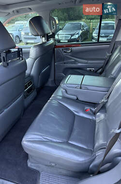 Внедорожник / Кроссовер Lexus LX 2008 в 