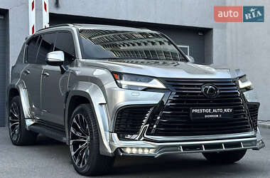 Внедорожник / Кроссовер Lexus LX 2022 в 