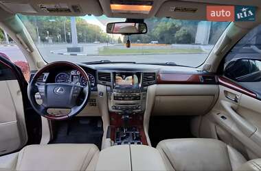 Внедорожник / Кроссовер Lexus LX 2008 в 