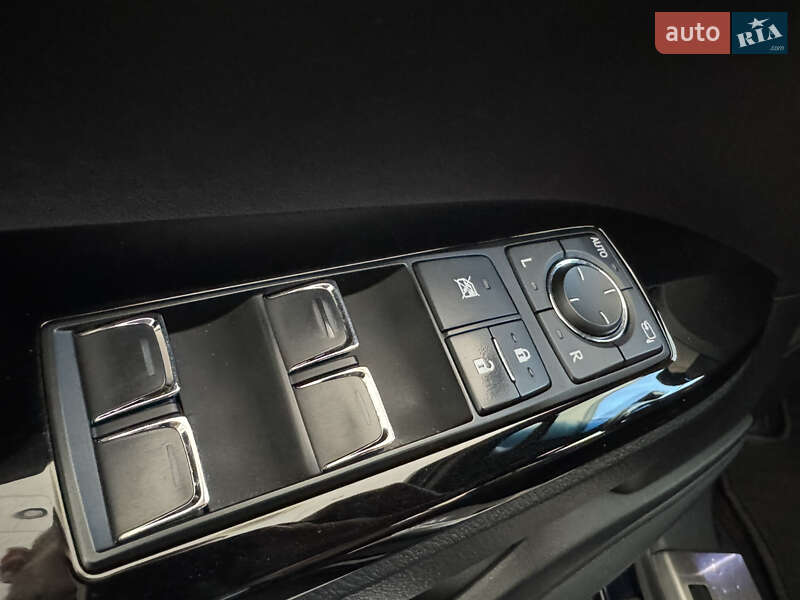 Внедорожник / Кроссовер Lexus LX 2017 в Чернигове фото 9 Внедорожник / Кроссовер Lexus LX 2017 в Чернигове