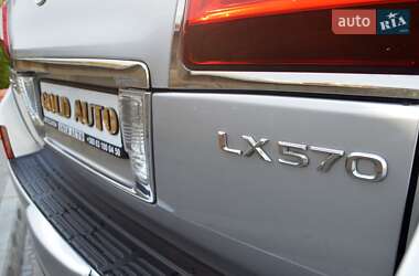 Позашляховик / Кросовер Lexus LX 2008 в 