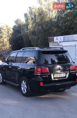 Внедорожник / Кроссовер Lexus LX 2010 в 