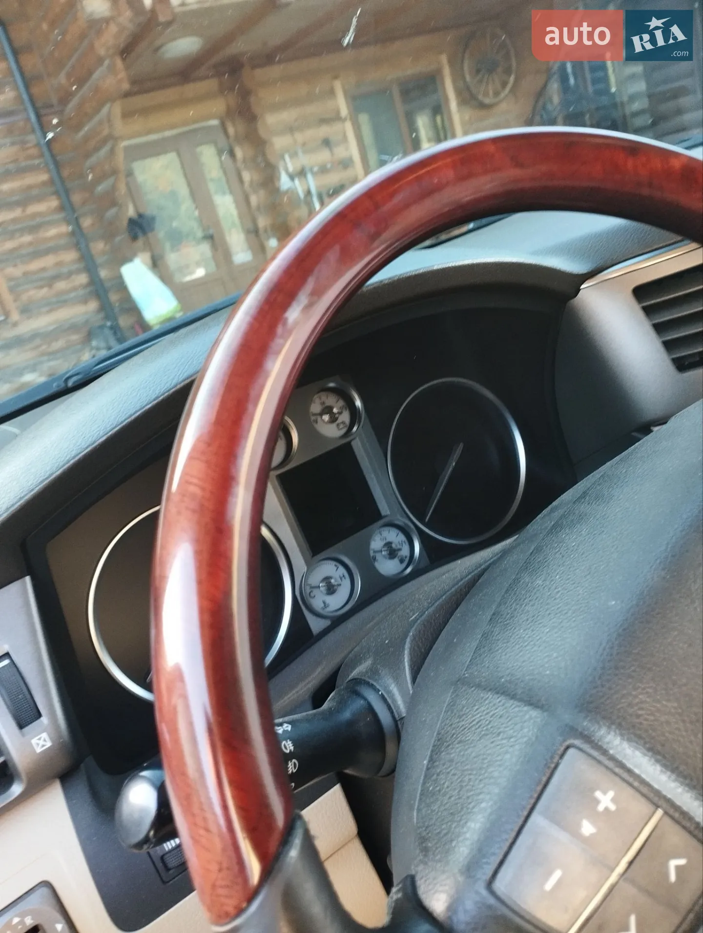 2010 Lexus LX - мініатюра 13