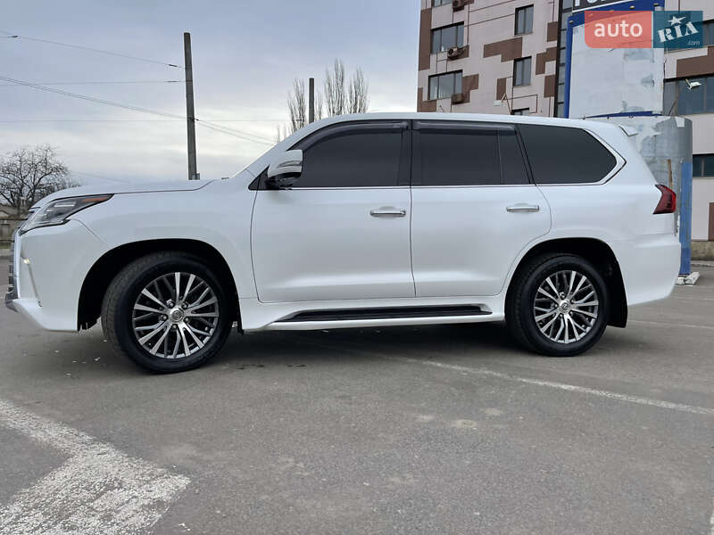 Внедорожник / Кроссовер Lexus LX 2016 в Николаеве фото 10 Внедорожник / Кроссовер Lexus LX 2016 в Николаеве