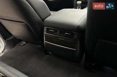 Внедорожник / Кроссовер Lexus LX 2021 в 