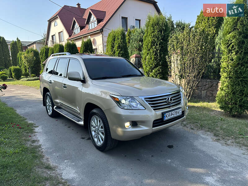 Lexus LX 2008