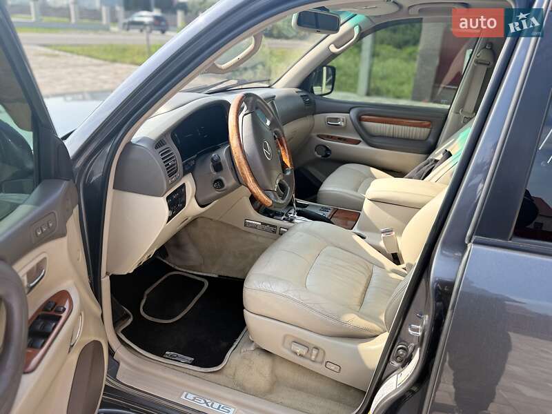Внедорожник / Кроссовер Lexus LX 2006 в Тячеве фото 12 Внедорожник / Кроссовер Lexus LX 2006 в Тячеве