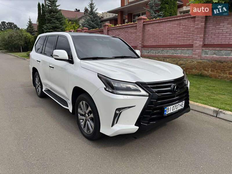 Позашляховик / Кросовер Lexus LX 2015 в Києві