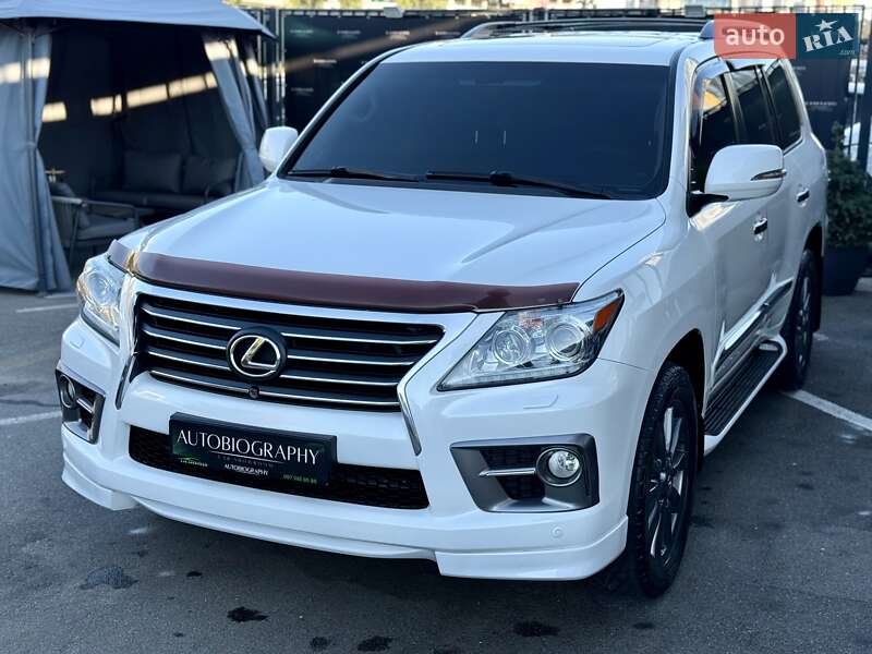 Внедорожник / Кроссовер Lexus LX 2012 в Киеве
