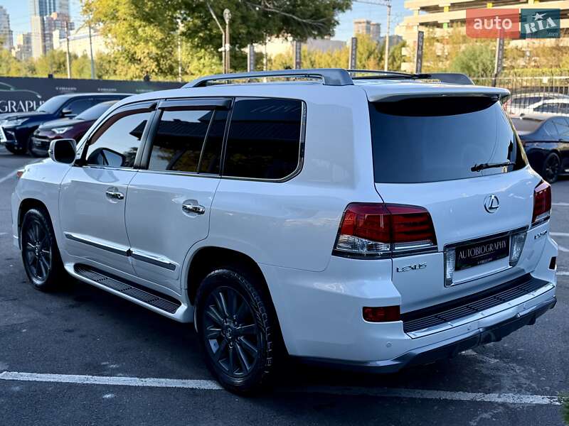 Внедорожник / Кроссовер Lexus LX 2012 в Киеве