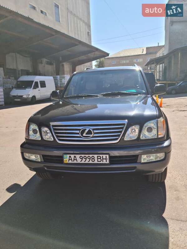 Позашляховик / Кросовер Lexus LX 2007 в 