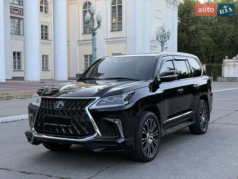 Позашляховик / Кросовер Lexus LX 2016 в 