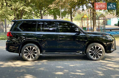 Позашляховик / Кросовер Lexus LX 2017 в 