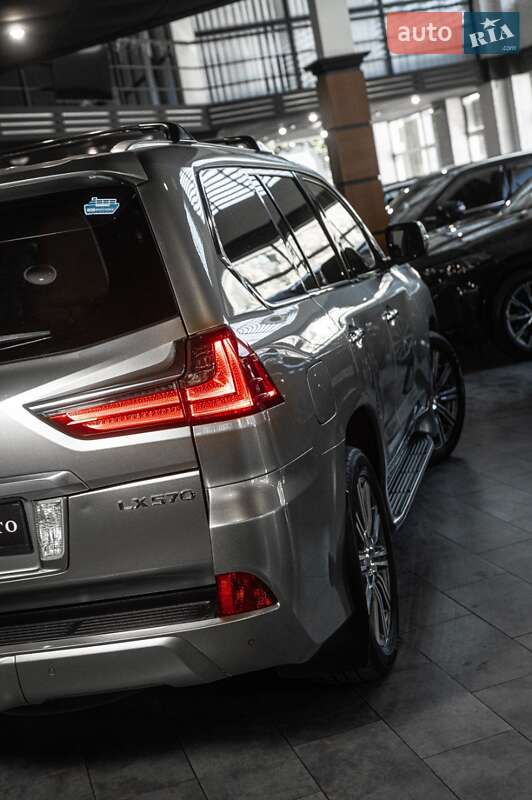 Внедорожник / Кроссовер Lexus LX 2016 в Одессе фото 2 Внедорожник / Кроссовер Lexus LX 2016 в Одессе