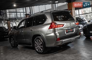 Внедорожник / Кроссовер Lexus LX 2016 в 