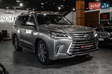 Внедорожник / Кроссовер Lexus LX 2016 в 
