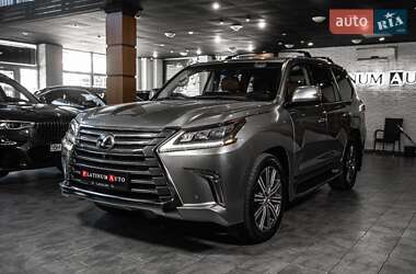 Внедорожник / Кроссовер Lexus LX 2016 в 