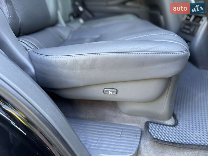 Внедорожник / Кроссовер Lexus LX 2010 в Киеве фото 35 Внедорожник / Кроссовер Lexus LX 2010 в Киеве