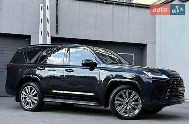 Позашляховик / Кросовер Lexus LX 2022 в 