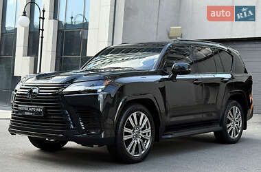 Позашляховик / Кросовер Lexus LX 2022 в 