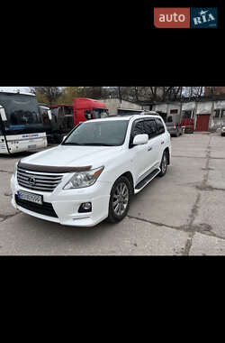 Lexus LX 2010