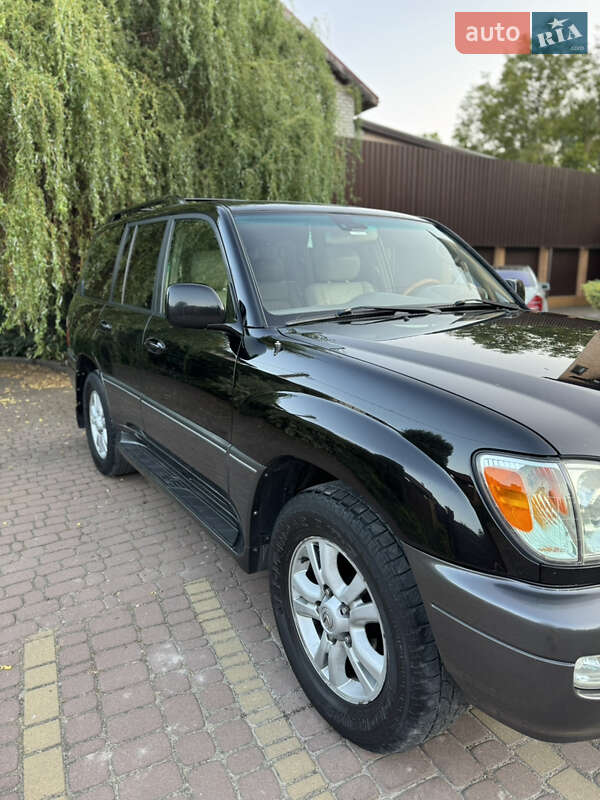 Позашляховик / Кросовер Lexus LX 2004 в Києві