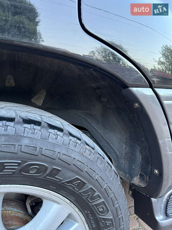 Позашляховик / Кросовер Lexus LX 2004 в Києві
