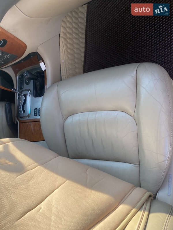 Позашляховик / Кросовер Lexus LX 2006 в Борзні