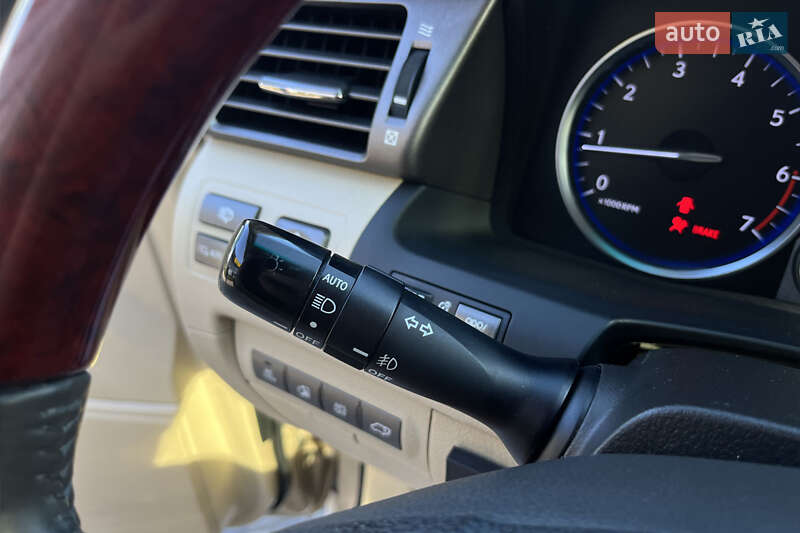 Позашляховик / Кросовер Lexus LX 2008 в Мукачевому