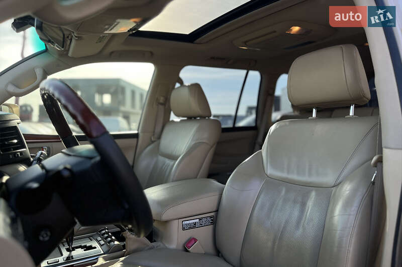 Позашляховик / Кросовер Lexus LX 2008 в Мукачевому