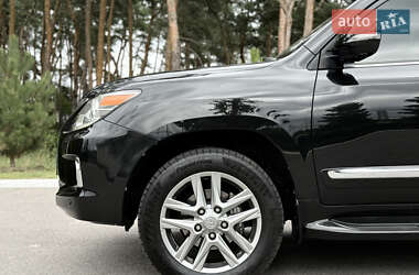 Позашляховик / Кросовер Lexus LX 2012 в 