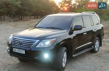 Внедорожник / Кроссовер Lexus LX 2008 в 