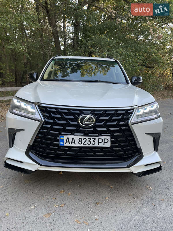 Внедорожник / Кроссовер Lexus LX 2011 в Черкассах