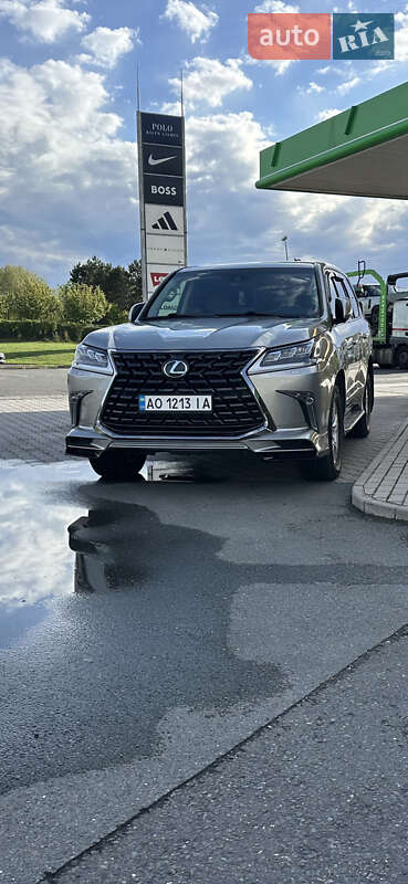 Внедорожник / Кроссовер Lexus LX 2016 в Рахове фото 16 Внедорожник / Кроссовер Lexus LX 2016 в Рахове